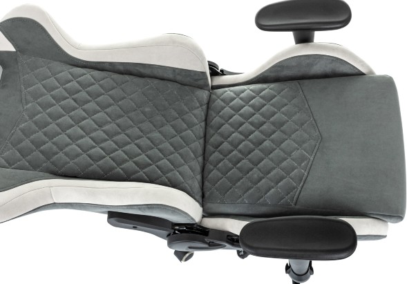 Кресло игровое Knight Regal